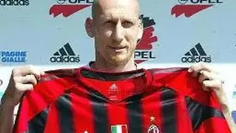 苗苗祝福郑恺生日：美好愿望定能成真